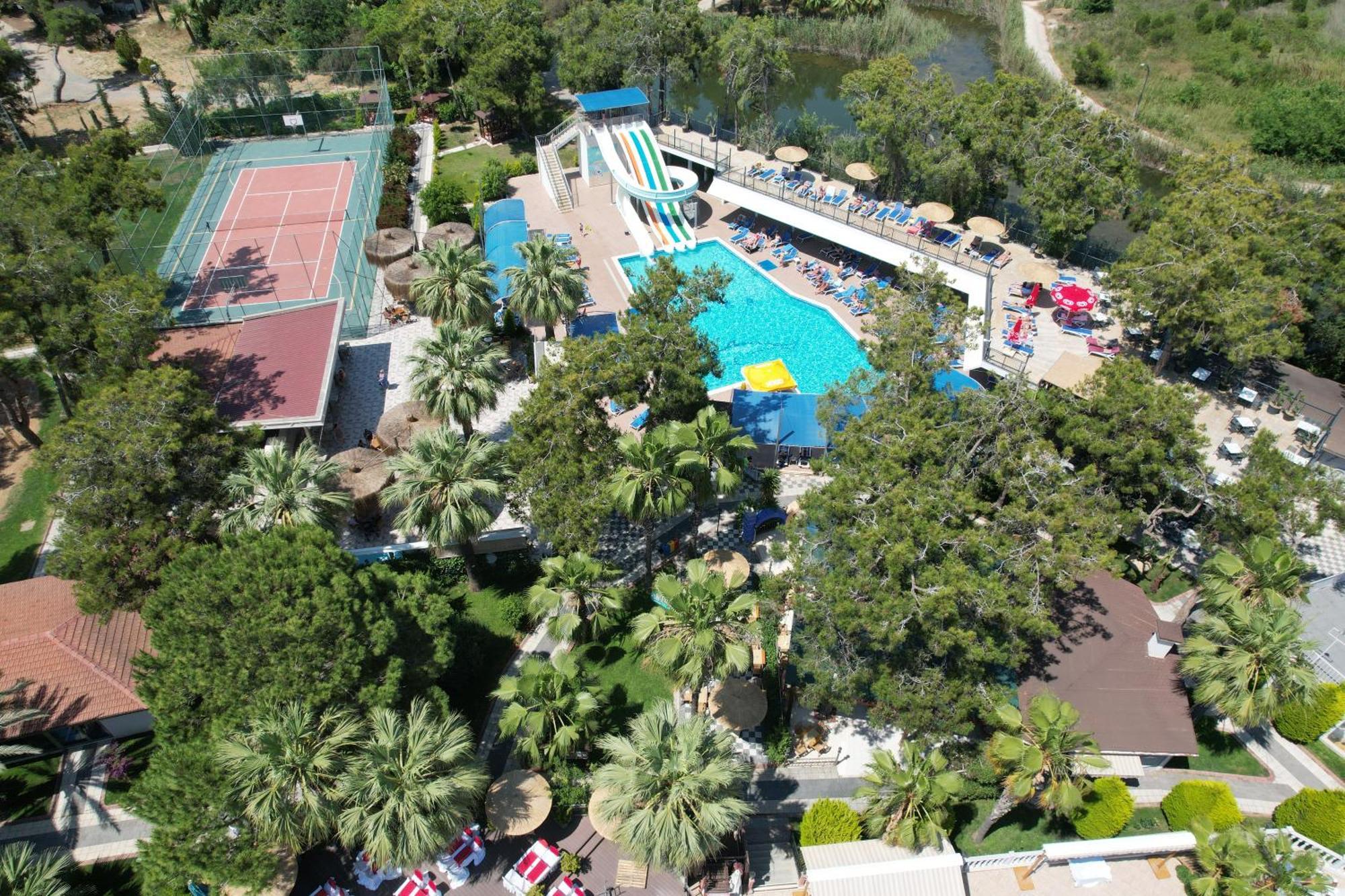 Linda Resort Hotel Side Exterior photo